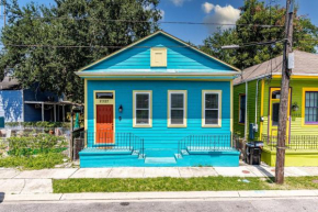 Charming 3br Home, Centrally Located Wcozy Patio